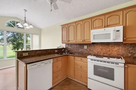 6071 Greenspointe Drive Boynton Beach FL 33437