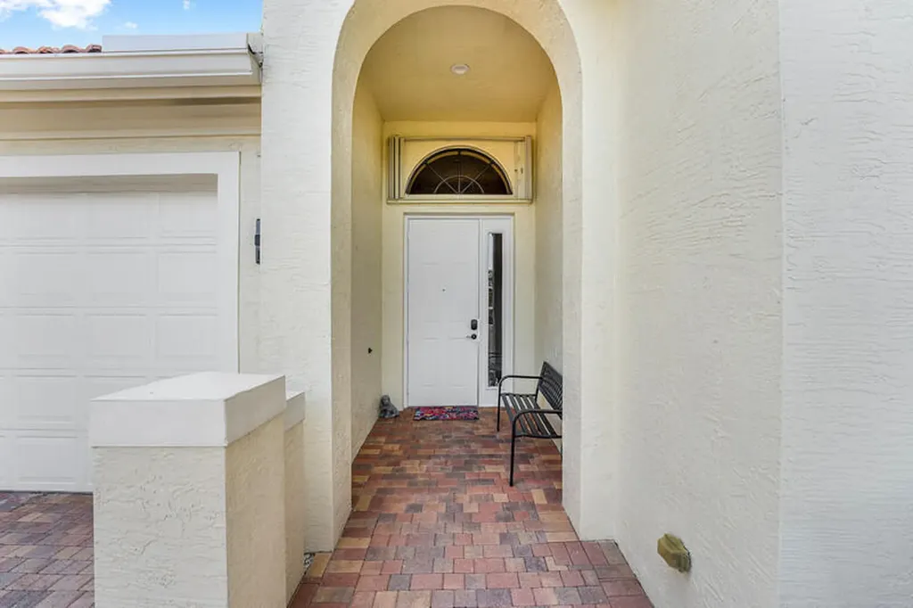 9720 Isles Cay Drive Delray Beach FL 33446