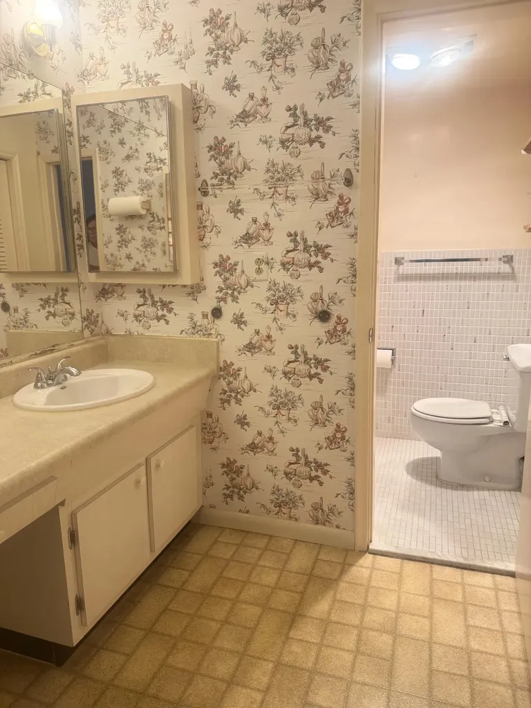 2381 Sunset Avenue Lake Worth Beach FL 33461