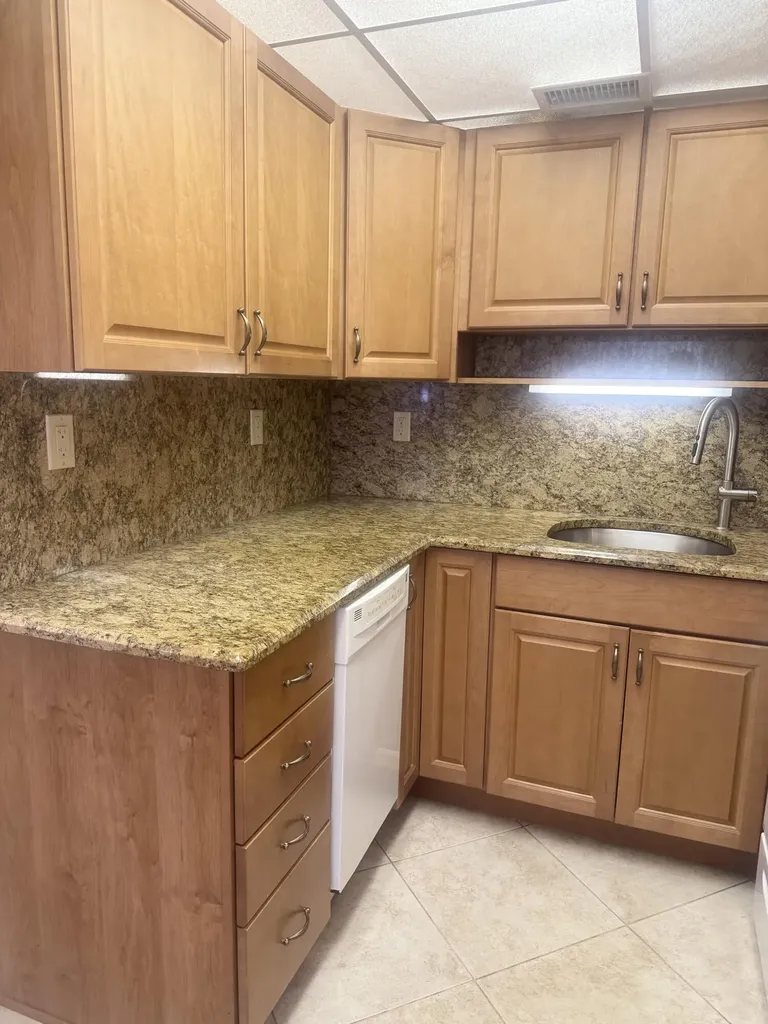 2381 Sunset Avenue Lake Worth Beach FL 33461