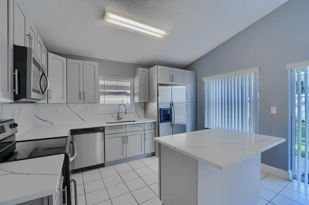 10253 N Serene Meadow Drive Drive N Boca Raton FL 33428
