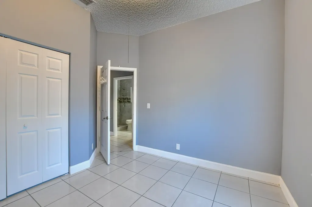 10253 N Serene Meadow Drive Drive N Boca Raton FL 33428