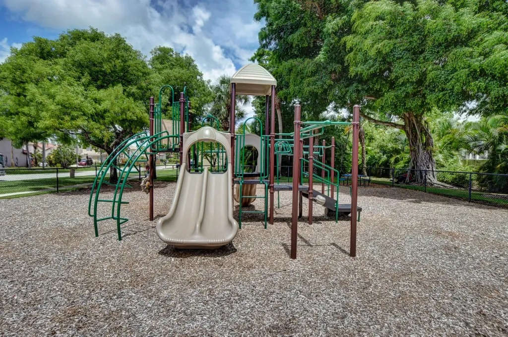 10253 N Serene Meadow Drive Drive N Boca Raton FL 33428