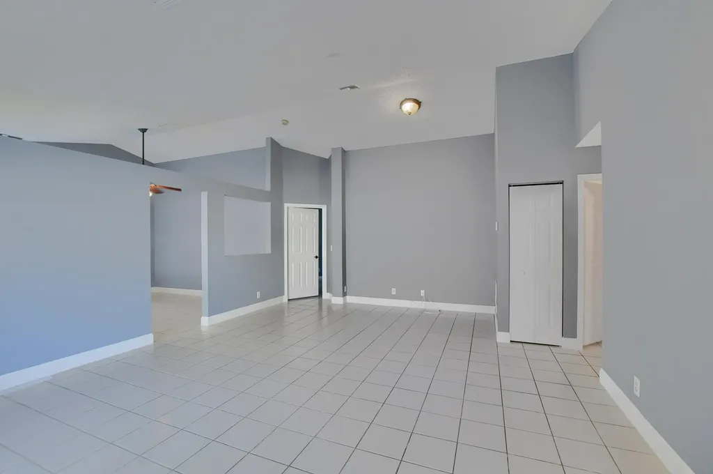 10253 N Serene Meadow Drive Drive N Boca Raton FL 33428