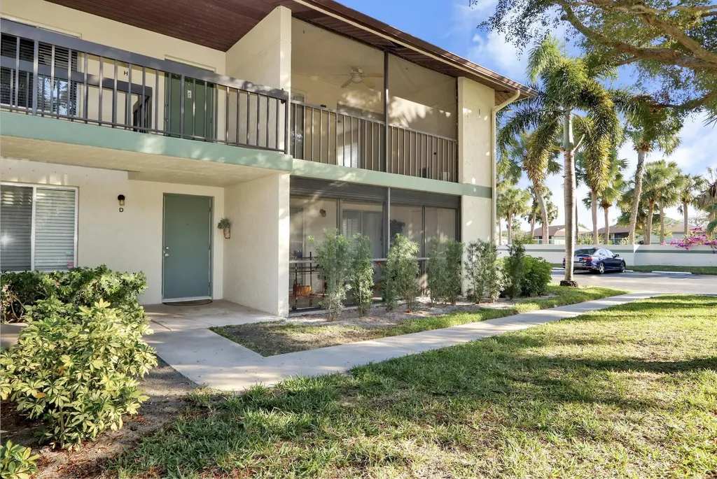 6392 Chasewood Drive Jupiter FL 33458