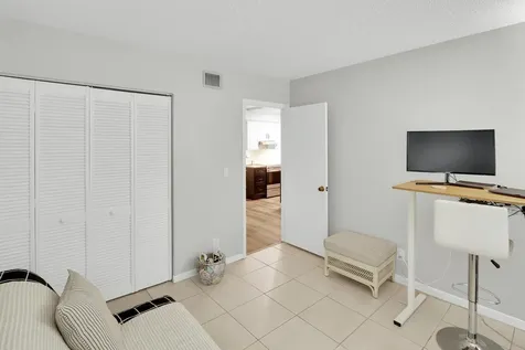 6392 Chasewood Drive Jupiter FL 33458