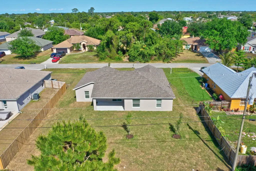 1817 SW Altman Avenue Port St Lucie FL 34953