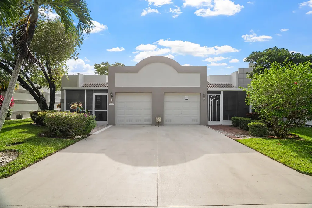 18900 Stewart Circle Boca Raton FL 33496