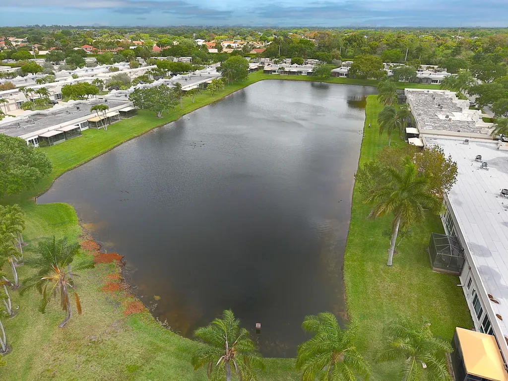 18900 Stewart Circle Boca Raton FL 33496