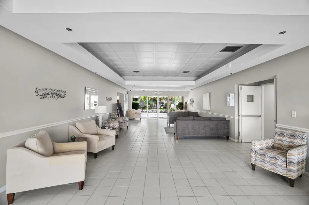 18900 Stewart Circle Boca Raton FL 33496