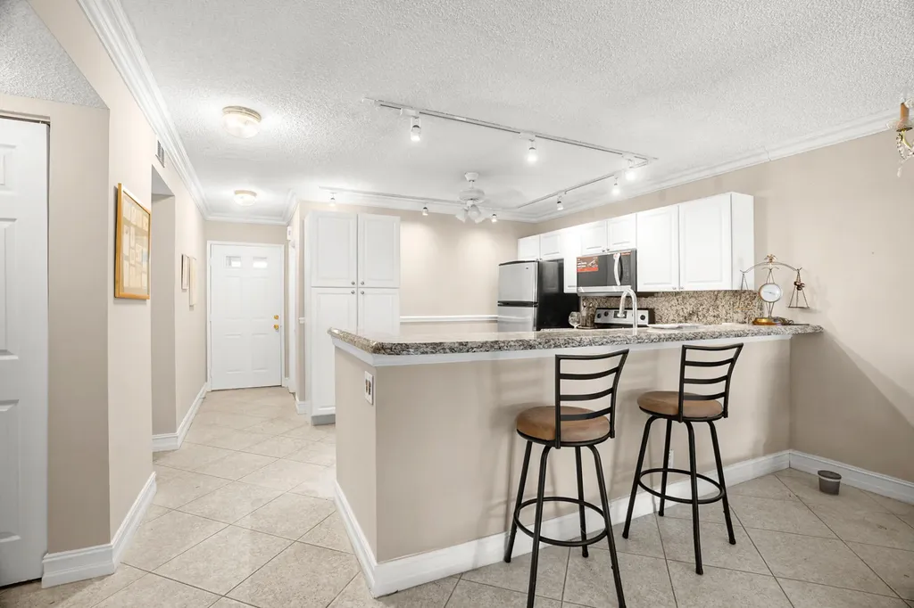 18900 Stewart Circle Boca Raton FL 33496