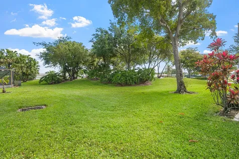 18900 Stewart Circle Boca Raton FL 33496