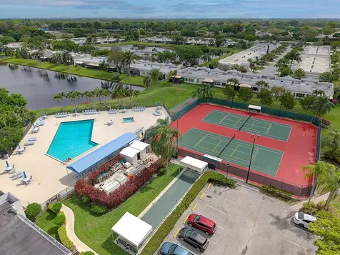 18900 Stewart Circle Boca Raton FL 33496