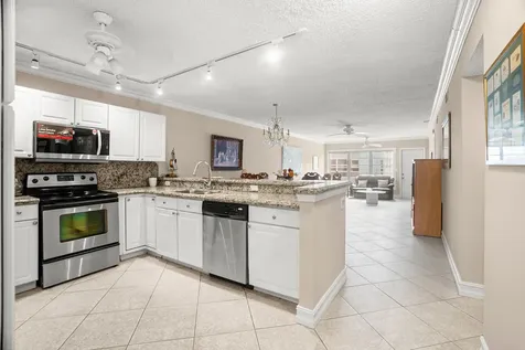 18900 Stewart Circle Boca Raton FL 33496