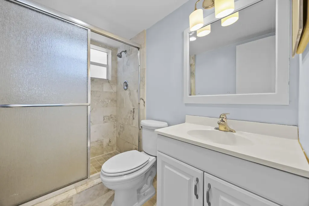 1820 New Palm Way Boynton Beach FL 33435