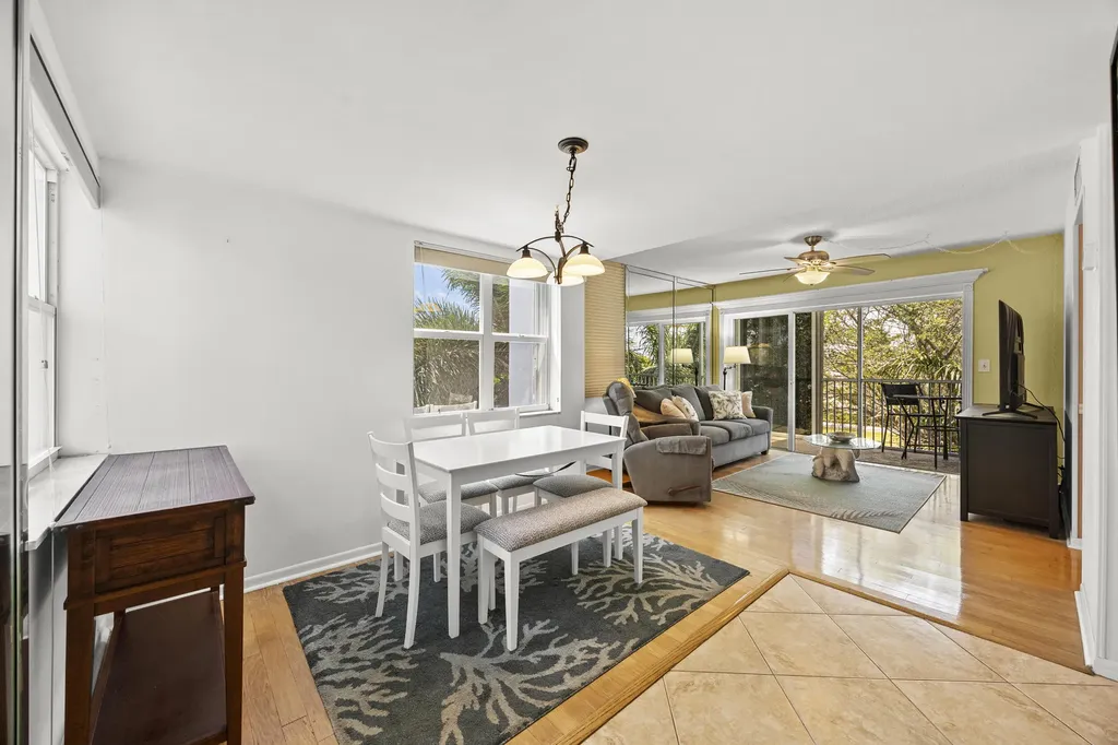 1820 New Palm Way Boynton Beach FL 33435