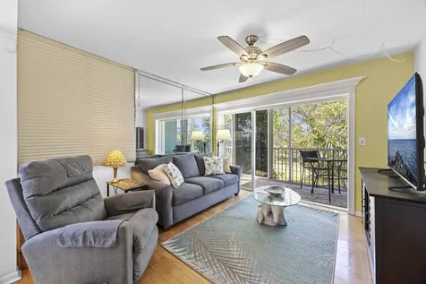 1820 New Palm Way Boynton Beach FL 33435