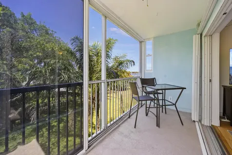 1820 New Palm Way Boynton Beach FL 33435
