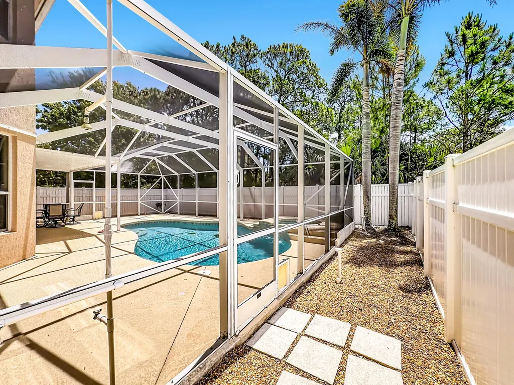 5747 Sunberry Circle Fort Pierce FL 34951