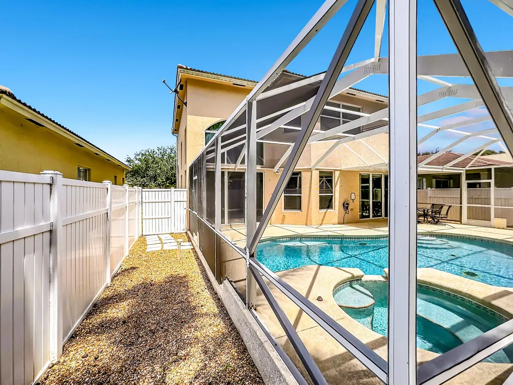 5747 Sunberry Circle Fort Pierce FL 34951