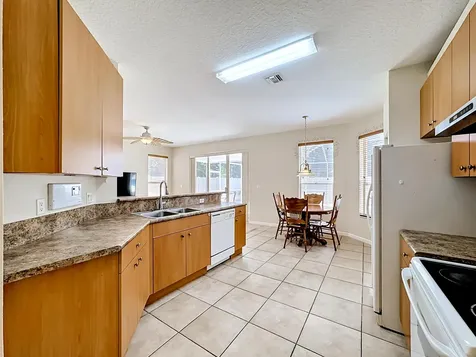 5747 Sunberry Circle Fort Pierce FL 34951