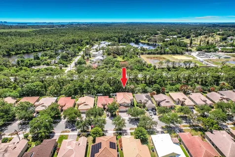 5747 Sunberry Circle Fort Pierce FL 34951