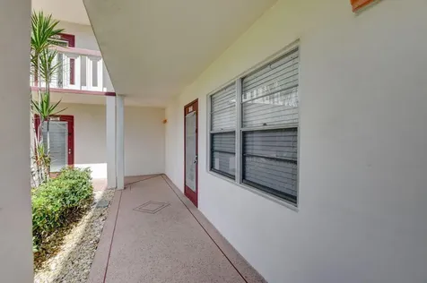 137 Fanshaw D Boca Raton FL 33434
