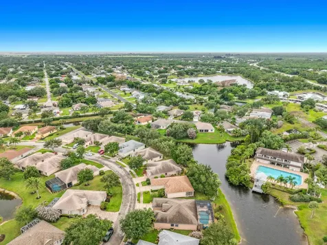1343 Shoreline Circle Sebastian FL 32958