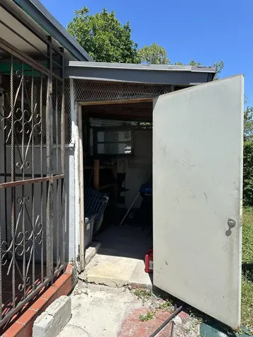 1000 NW 118th Street Miami FL 33168