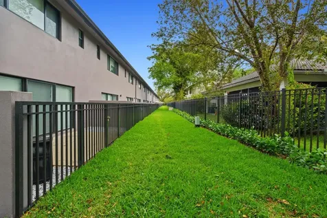 4315 NW 115th Avenue Coral Springs FL 33065