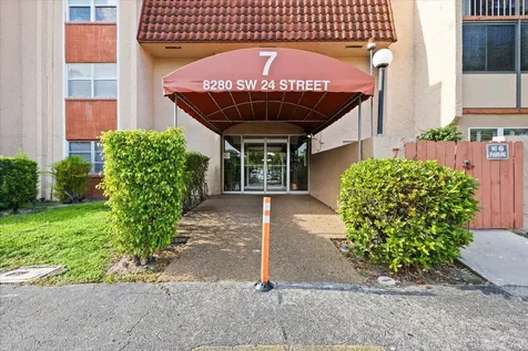 8280 SW 24th Street North Lauderdale FL 33068