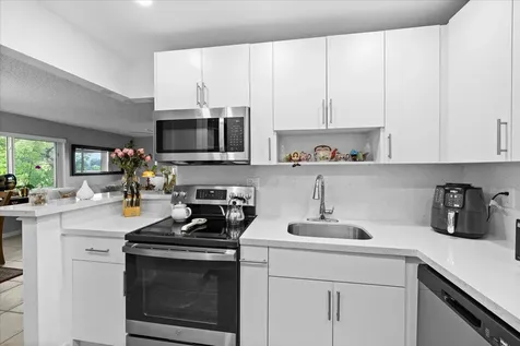 8280 SW 24th Street North Lauderdale FL 33068