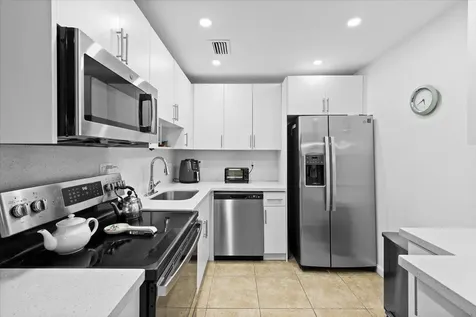 8280 SW 24th Street North Lauderdale FL 33068