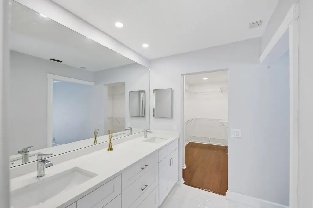 6488 Pond Apple Road Boca Raton FL 33433