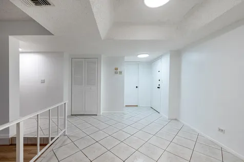 3660 Inverrary Drive Lauderhill FL 33319
