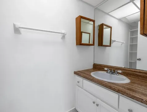 3660 Inverrary Drive Lauderhill FL 33319