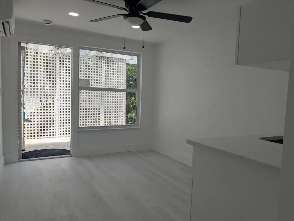 21 SE 11 Avenue Fort Lauderdale FL 33301
