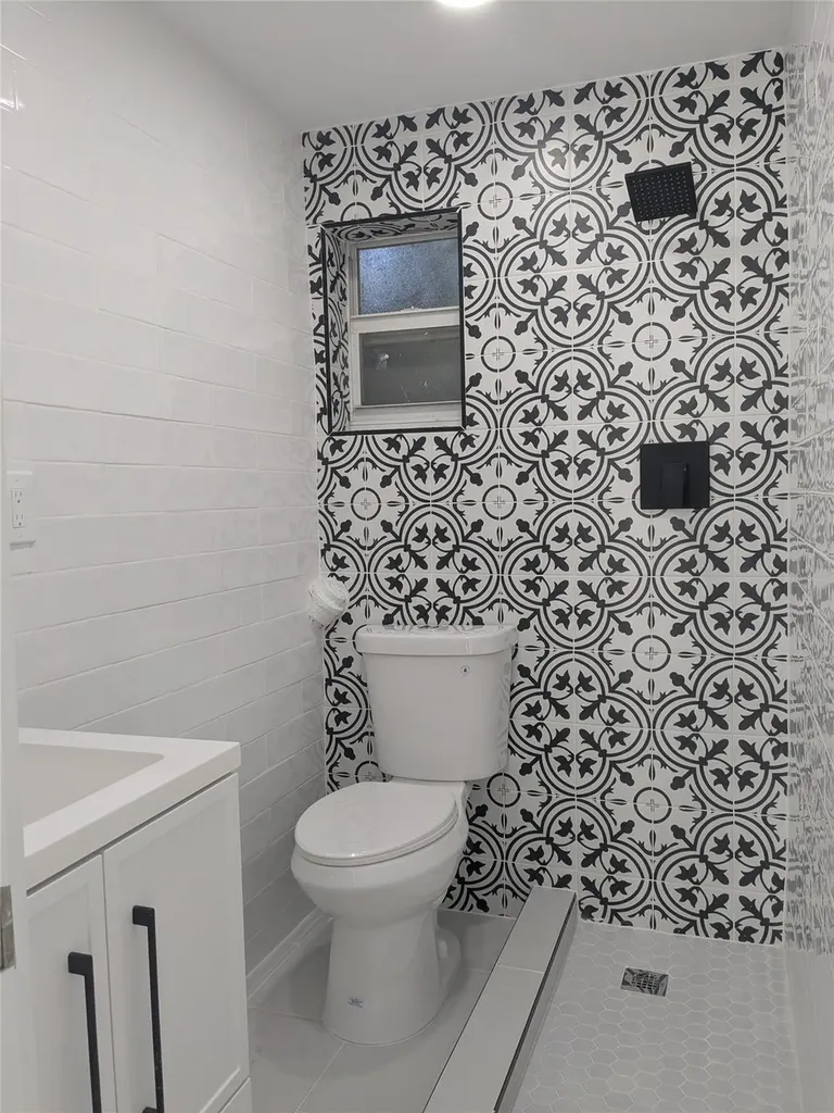 21 SE 11 Avenue Fort Lauderdale FL 33301