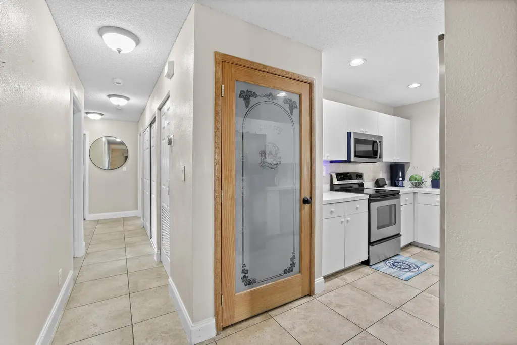 401 NW 16th Place Pompano Beach FL 33060