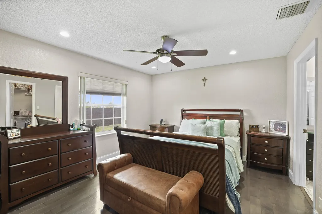 401 NW 16th Place Pompano Beach FL 33060