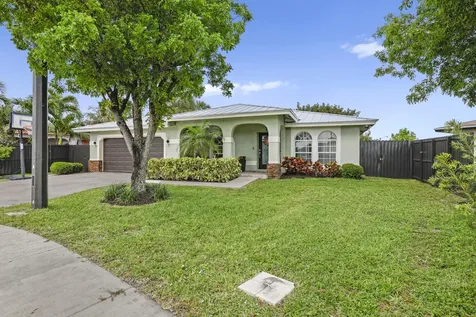 401 NW 16th Place Pompano Beach FL 33060