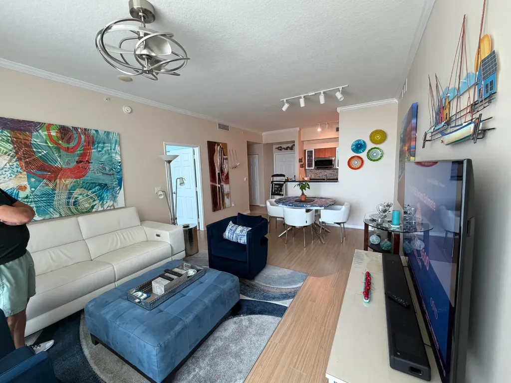 625 Casa Loma Boulevard Boynton Beach FL 33435