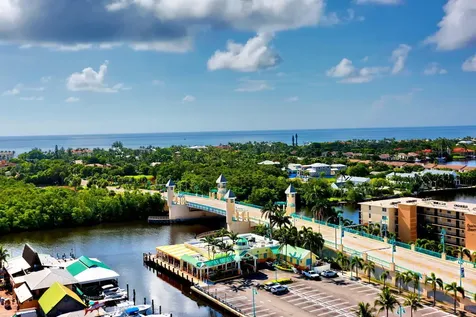 625 Casa Loma Boulevard Boynton Beach FL 33435