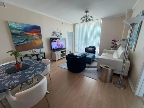 625 Casa Loma Boulevard Boynton Beach FL 33435