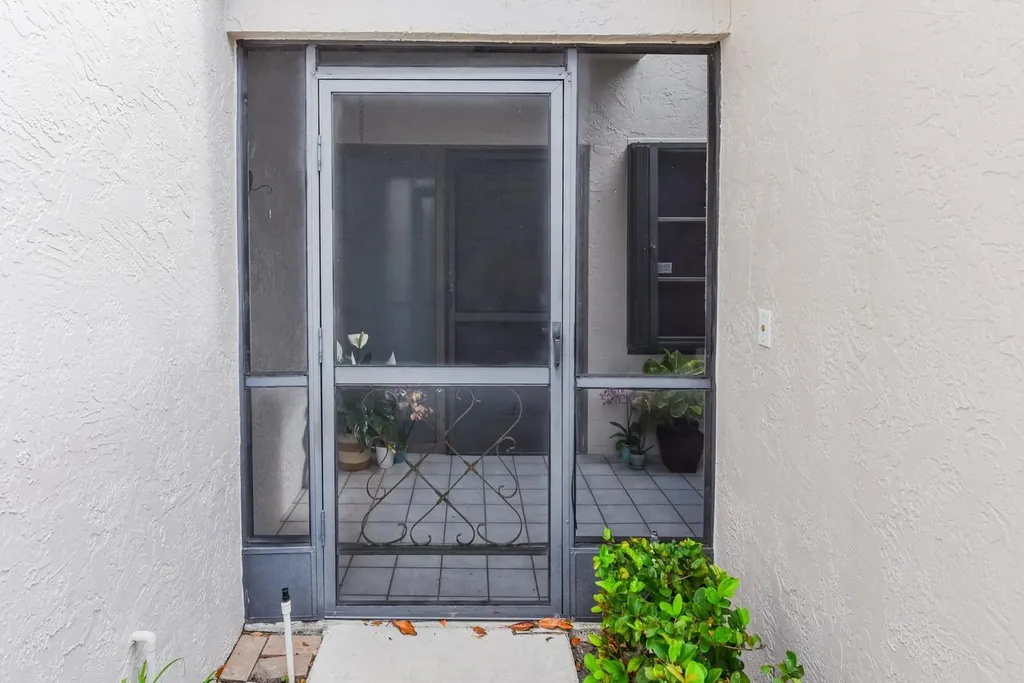 8109 Whispering Palm Drive Boca Raton FL 33496