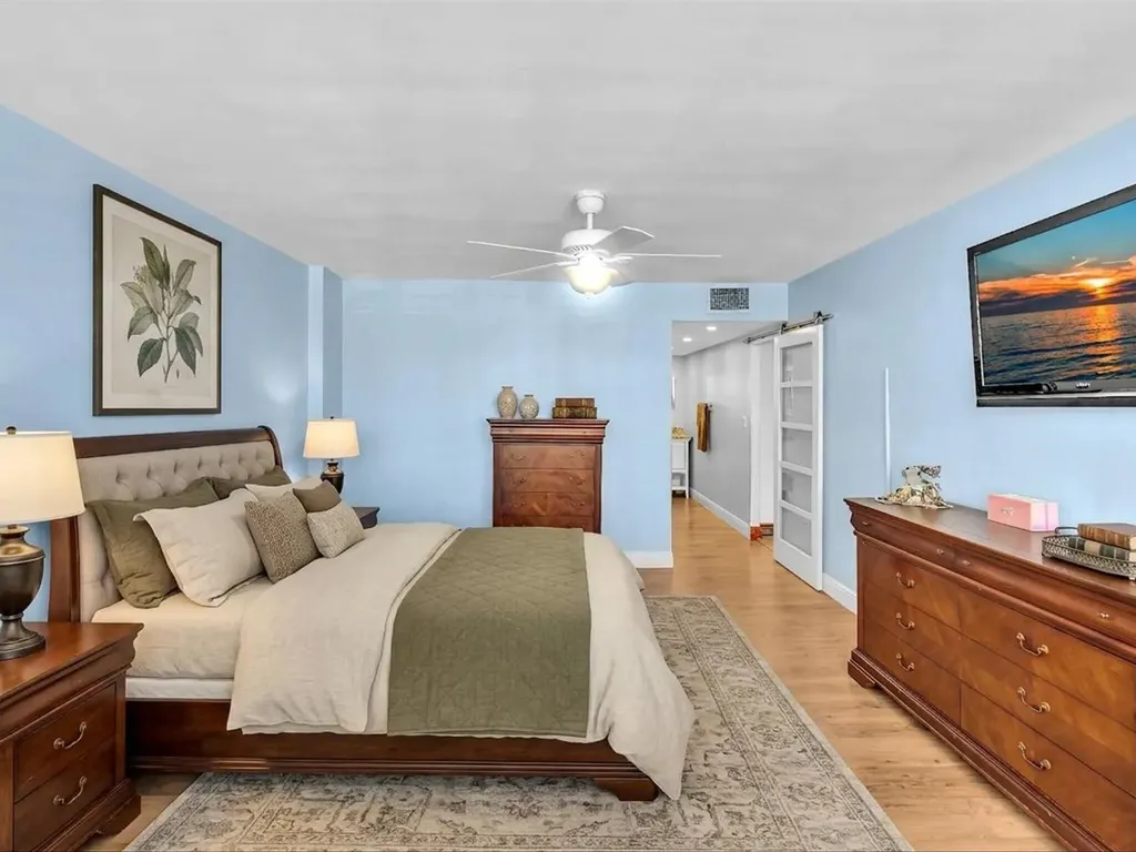 1147 Hillsboro Mile Hillsboro Beach FL 33062
