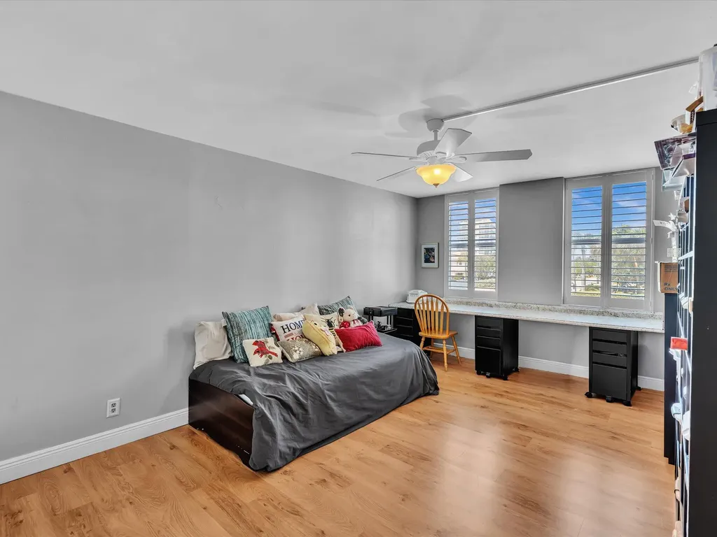 1147 Hillsboro Mile Hillsboro Beach FL 33062