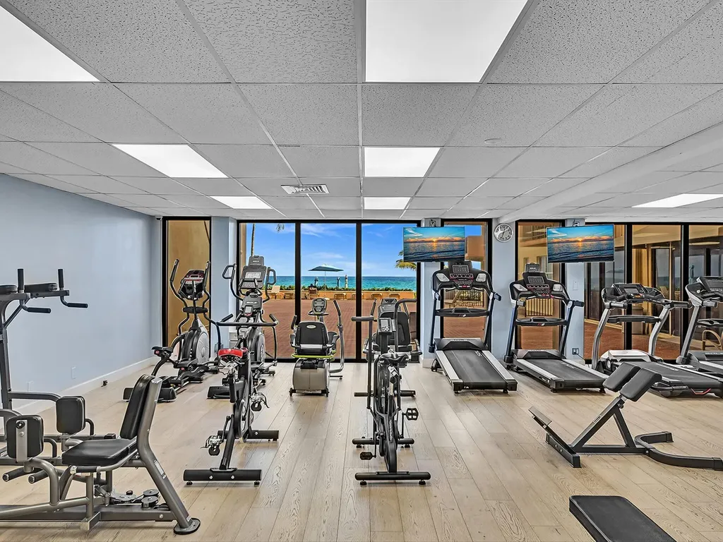 1147 Hillsboro Mile Hillsboro Beach FL 33062