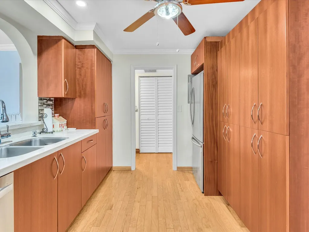 1147 Hillsboro Mile Hillsboro Beach FL 33062