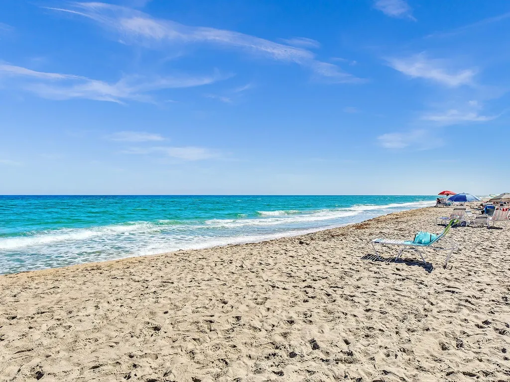 1147 Hillsboro Mile Hillsboro Beach FL 33062